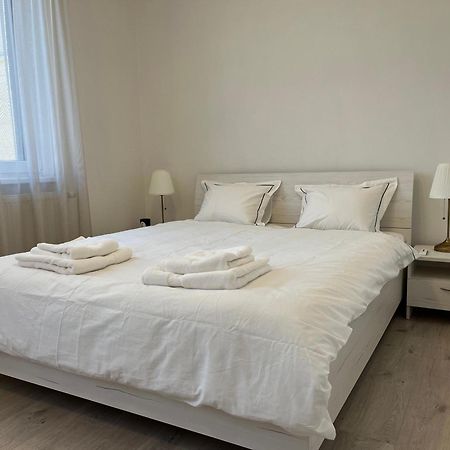 Elegant Escape Apartment I - City Centre Bratislava Exterior photo