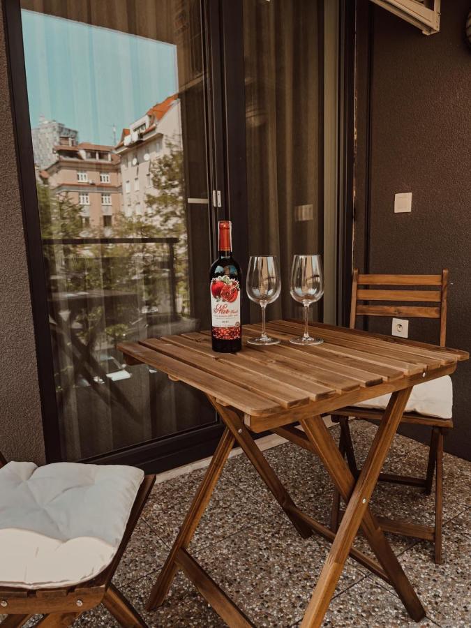 Elegant Escape Apartment I - City Centre Bratislava Exterior photo