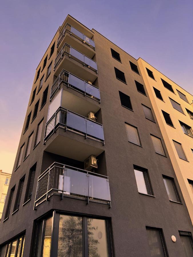 Elegant Escape Apartment I - City Centre Bratislava Exterior photo